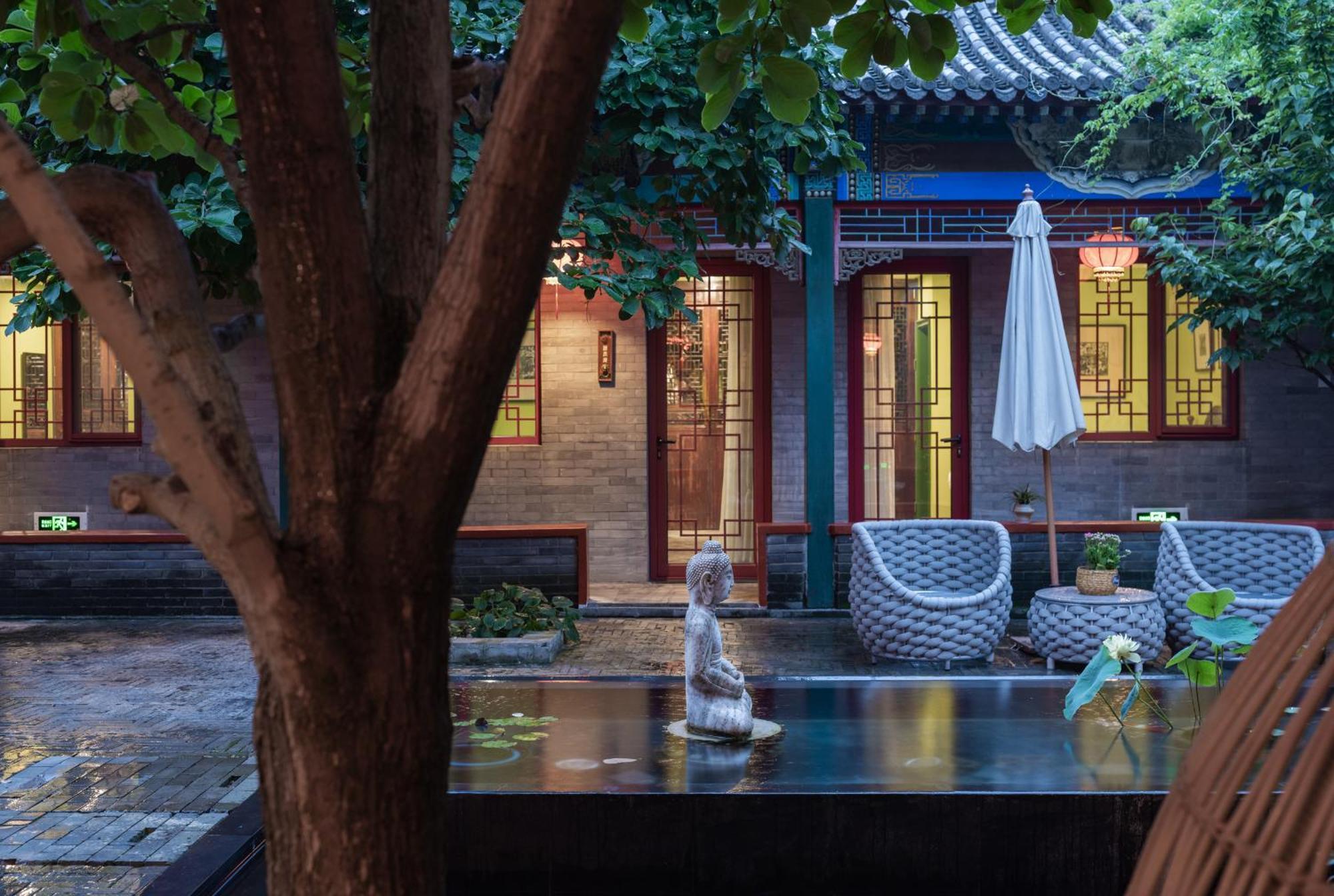 Hotel Cote Cour Deductive Beijing - Quadrangle Close To Tiananmen Square & Forbidden City & Nanluoguxiang, Walk To Wangfujing, English Speaking, Free Wifi, Free Laundry, Free Wonton & Noodles With Tour Ticket Service, Free Selfies With Ancient Costum Eksteriør bilde