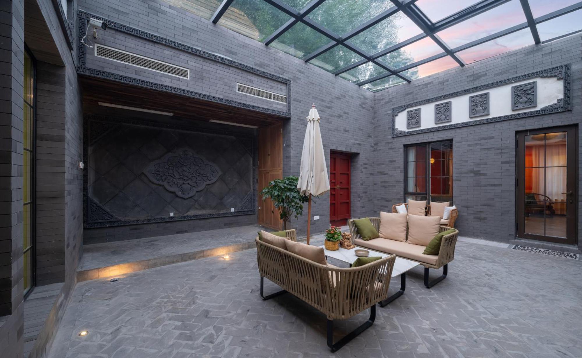 Hotel Cote Cour Deductive Beijing - Quadrangle Close To Tiananmen Square & Forbidden City & Nanluoguxiang, Walk To Wangfujing, English Speaking, Free Wifi, Free Laundry, Free Wonton & Noodles With Tour Ticket Service, Free Selfies With Ancient Costum Eksteriør bilde