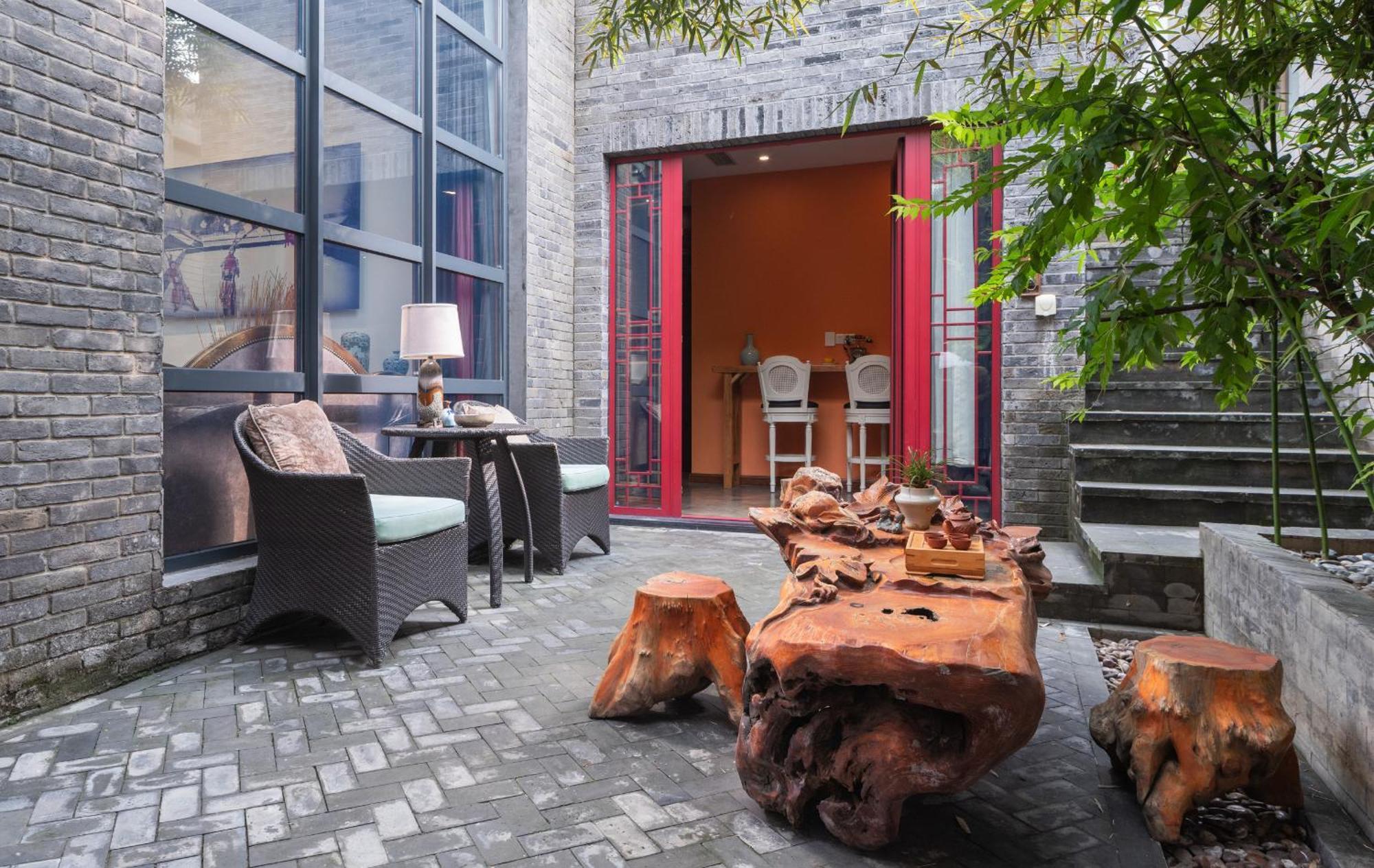 Hotel Cote Cour Deductive Beijing - Quadrangle Close To Tiananmen Square & Forbidden City & Nanluoguxiang, Walk To Wangfujing, English Speaking, Free Wifi, Free Laundry, Free Wonton & Noodles With Tour Ticket Service, Free Selfies With Ancient Costum Eksteriør bilde