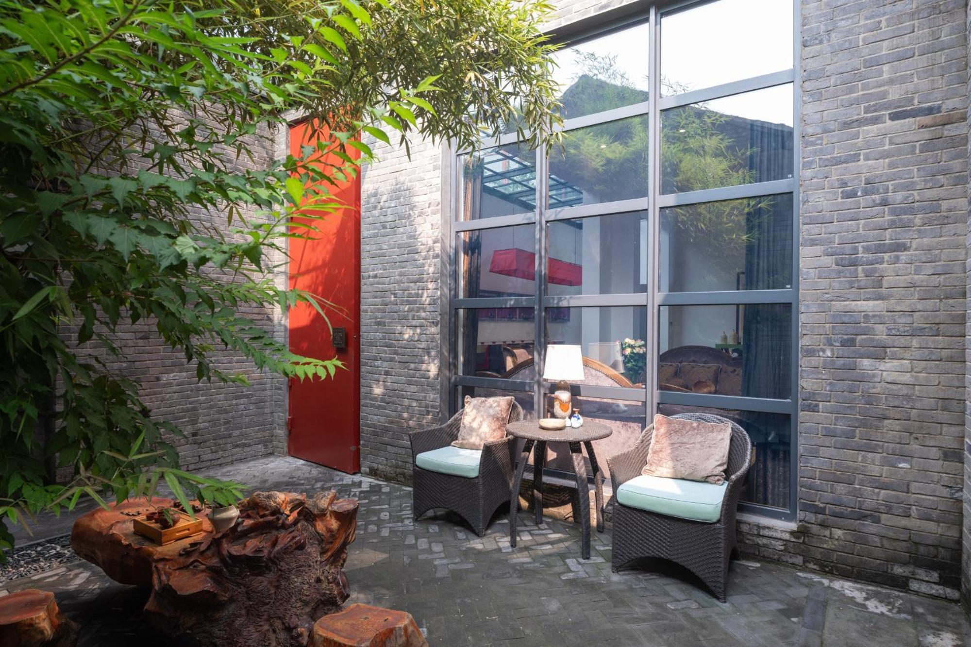 Hotel Cote Cour Deductive Beijing - Quadrangle Close To Tiananmen Square & Forbidden City & Nanluoguxiang, Walk To Wangfujing, English Speaking, Free Wifi, Free Laundry, Free Wonton & Noodles With Tour Ticket Service, Free Selfies With Ancient Costum Eksteriør bilde