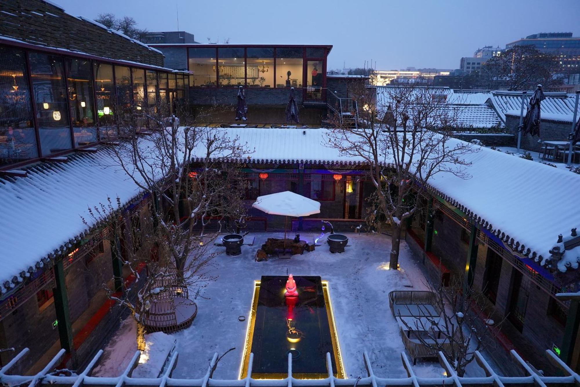Hotel Cote Cour Deductive Beijing - Quadrangle Close To Tiananmen Square & Forbidden City & Nanluoguxiang, Walk To Wangfujing, English Speaking, Free Wifi, Free Laundry, Free Wonton & Noodles With Tour Ticket Service, Free Selfies With Ancient Costum Eksteriør bilde